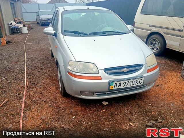 Серый Шевроле Авео, объемом двигателя 1.5 л и пробегом 300 тыс. км за 1200 $, фото 2 на Automoto.ua