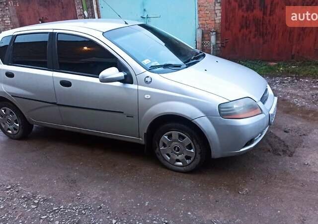 Сірий Шевроле Авео, об'ємом двигуна 1.15 л та пробігом 285 тис. км за 2750 $, фото 32 на Automoto.ua