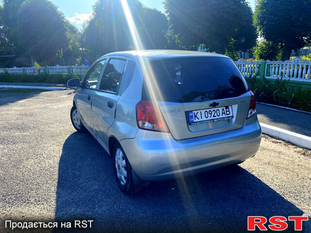 Сірий Шевроле Авео, об'ємом двигуна 1.5 л та пробігом 215 тис. км за 2350 $, фото 4 на Automoto.ua