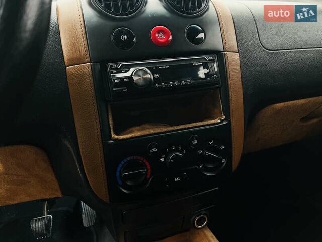 Сірий Шевроле Авео, об'ємом двигуна 1.5 л та пробігом 194 тис. км за 2900 $, фото 23 на Automoto.ua