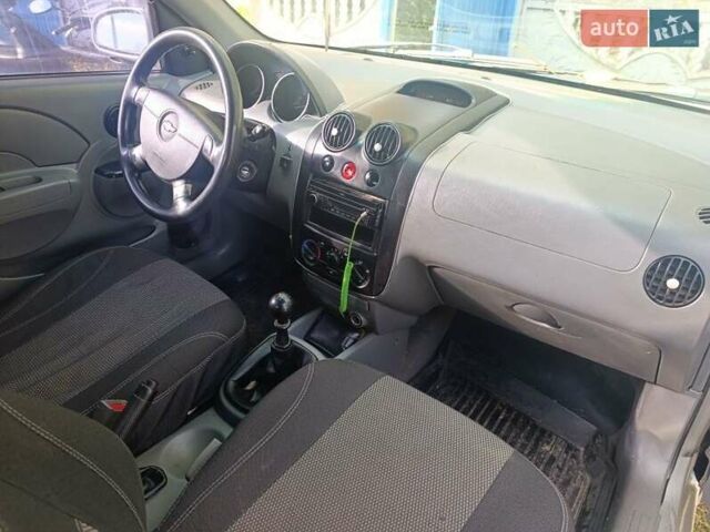 Серый Шевроле Авео, объемом двигателя 1.5 л и пробегом 221 тыс. км за 2700 $, фото 3 на Automoto.ua