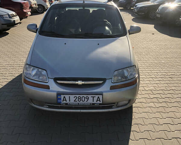 Серый Шевроле Авео, объемом двигателя 1.5 л и пробегом 277 тыс. км за 2600 $, фото 2 на Automoto.ua