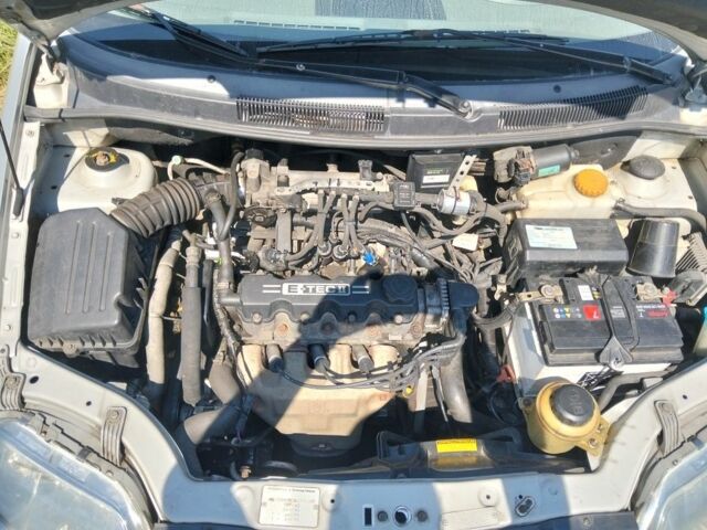 Серый Шевроле Авео, объемом двигателя 1.5 л и пробегом 240 тыс. км за 3100 $, фото 19 на Automoto.ua