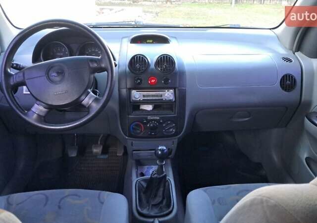 Серый Шевроле Авео, объемом двигателя 1.5 л и пробегом 265 тыс. км за 2700 $, фото 19 на Automoto.ua