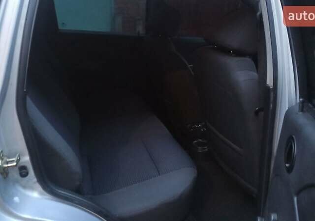 Сірий Шевроле Авео, об'ємом двигуна 1.15 л та пробігом 285 тис. км за 2750 $, фото 35 на Automoto.ua