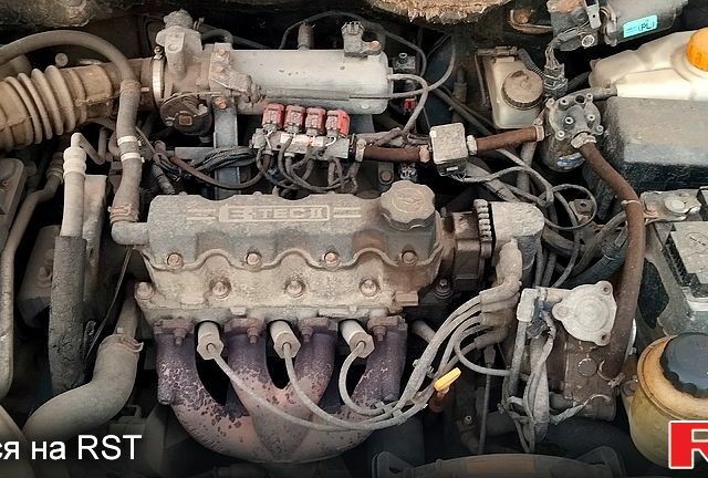 Серый Шевроле Авео, объемом двигателя 1.5 л и пробегом 200 тыс. км за 2000 $, фото 9 на Automoto.ua