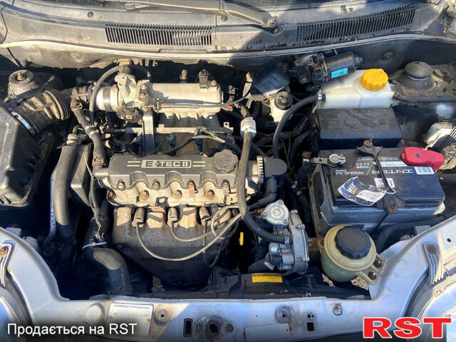 Сірий Шевроле Авео, об'ємом двигуна 1.5 л та пробігом 215 тис. км за 2350 $, фото 10 на Automoto.ua