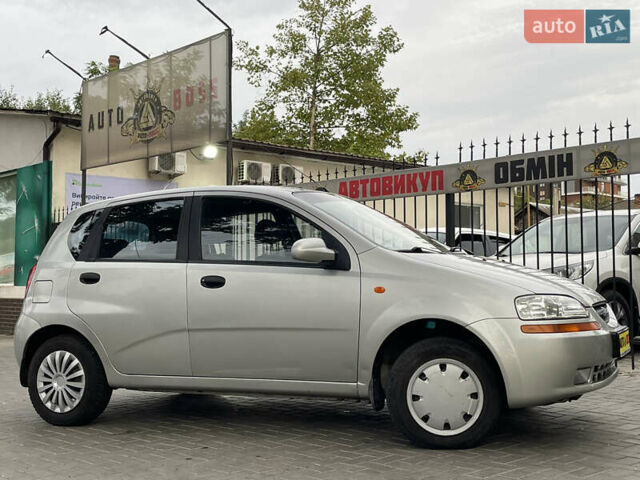 Серый Шевроле Авео, объемом двигателя 1.5 л и пробегом 259 тыс. км за 3499 $, фото 5 на Automoto.ua
