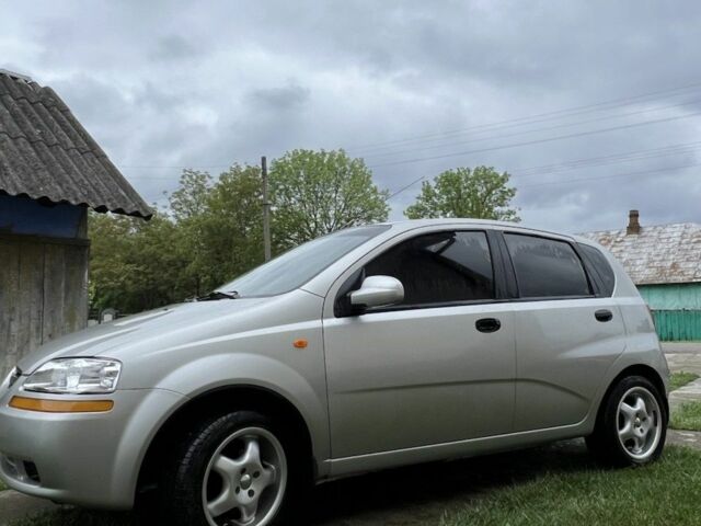 Серый Шевроле Авео, объемом двигателя 1.5 л и пробегом 157 тыс. км за 3000 $, фото 5 на Automoto.ua