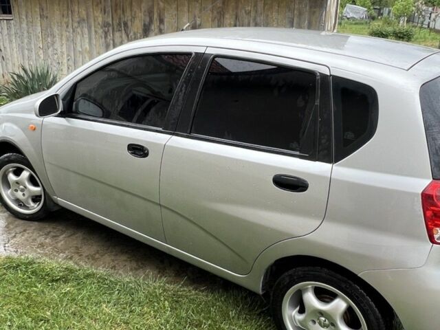 Серый Шевроле Авео, объемом двигателя 1.5 л и пробегом 157 тыс. км за 3000 $, фото 3 на Automoto.ua