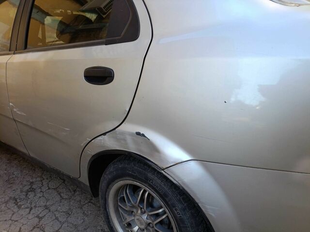 Серый Шевроле Авео, объемом двигателя 1.5 л и пробегом 300 тыс. км за 1910 $, фото 5 на Automoto.ua