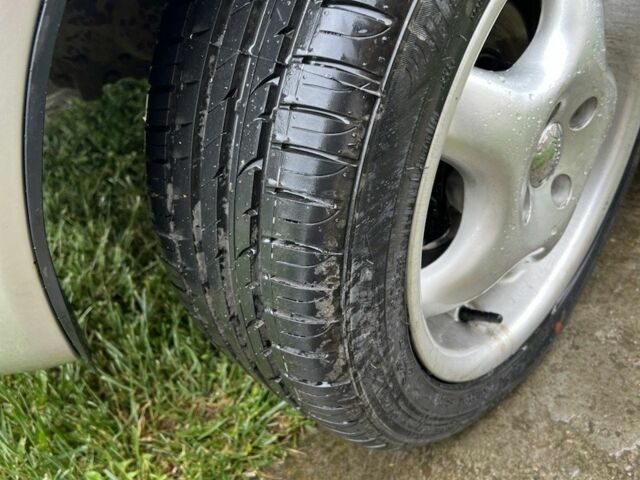 Серый Шевроле Авео, объемом двигателя 1.5 л и пробегом 157 тыс. км за 3000 $, фото 7 на Automoto.ua