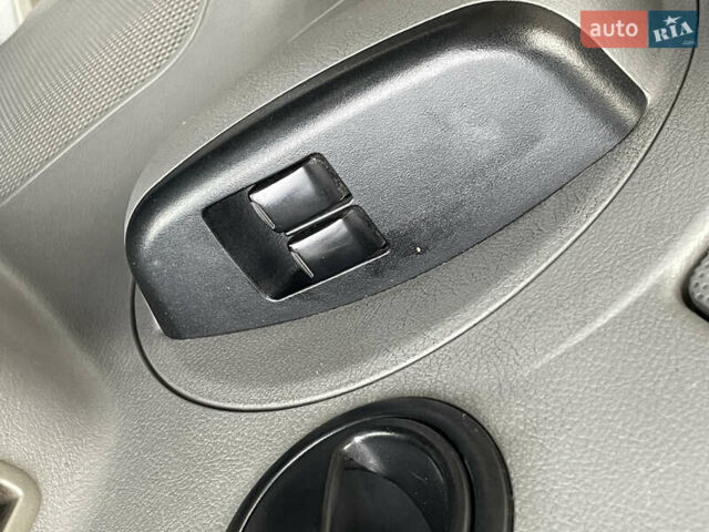 Серый Шевроле Авео, объемом двигателя 1.5 л и пробегом 259 тыс. км за 3499 $, фото 16 на Automoto.ua