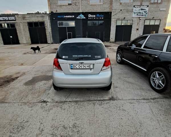 Серый Шевроле Авео, объемом двигателя 1.5 л и пробегом 217 тыс. км за 2500 $, фото 8 на Automoto.ua
