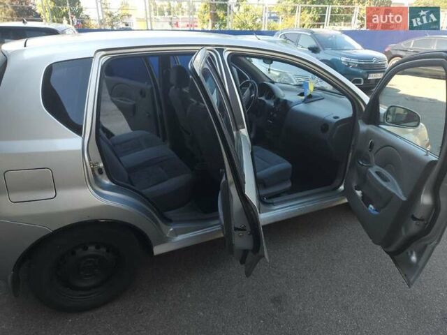 Серый Шевроле Авео, объемом двигателя 1.5 л и пробегом 267 тыс. км за 2100 $, фото 9 на Automoto.ua