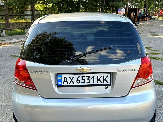 Серый Шевроле Авео, объемом двигателя 1.5 л и пробегом 232 тыс. км за 4000 $, фото 5 на Automoto.ua
