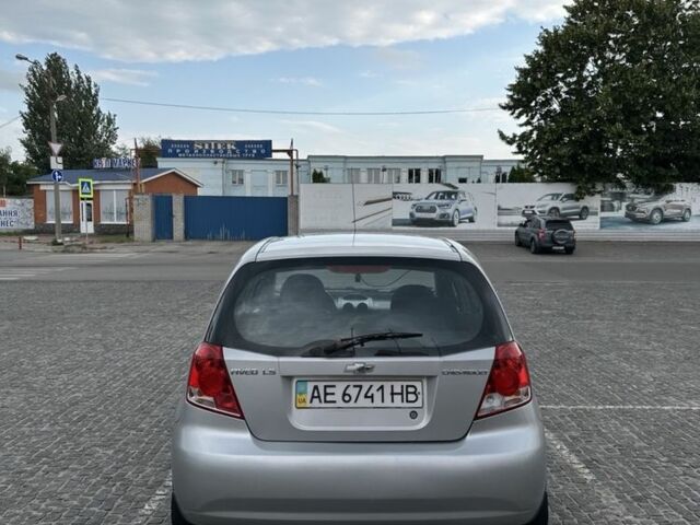 Серый Шевроле Авео, объемом двигателя 1.5 л и пробегом 299 тыс. км за 2500 $, фото 1 на Automoto.ua