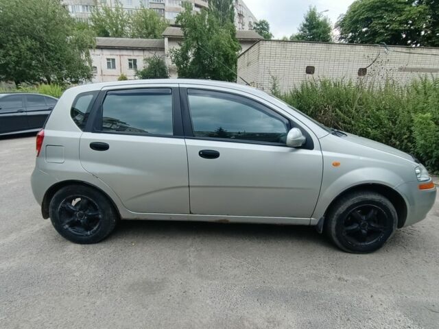Сірий Шевроле Авео, об'ємом двигуна 1.5 л та пробігом 173 тис. км за 2400 $, фото 6 на Automoto.ua