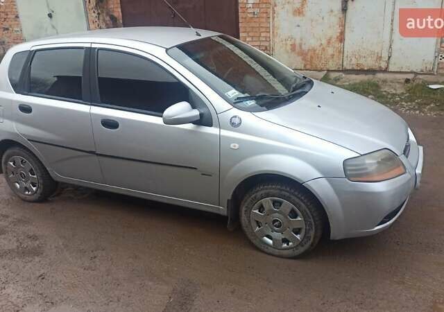 Сірий Шевроле Авео, об'ємом двигуна 1.2 л та пробігом 285 тис. км за 2450 $, фото 12 на Automoto.ua