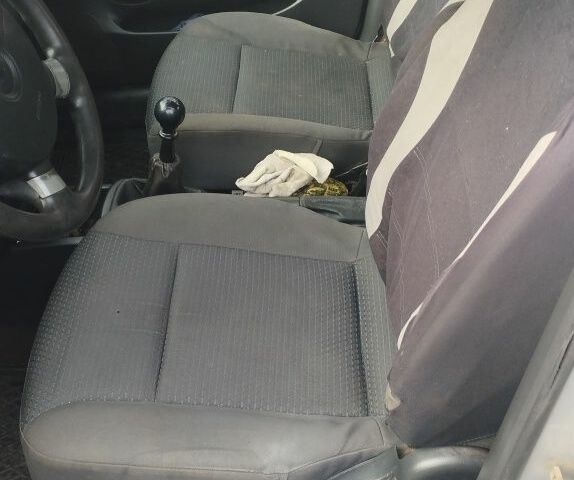 Серый Шевроле Авео, объемом двигателя 1.5 л и пробегом 313 тыс. км за 1650 $, фото 13 на Automoto.ua