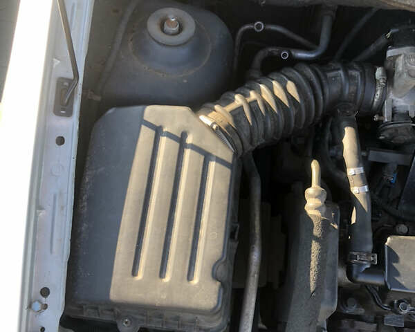 Серый Шевроле Авео, объемом двигателя 1.5 л и пробегом 277 тыс. км за 2600 $, фото 16 на Automoto.ua