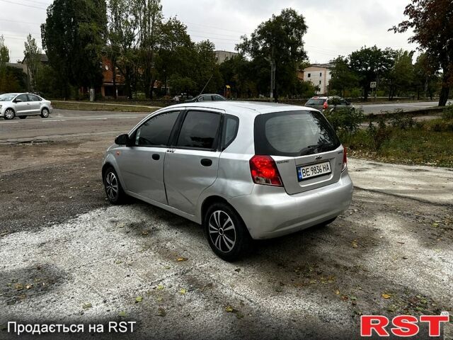 Серый Шевроле Авео, объемом двигателя 1.5 л и пробегом 189 тыс. км за 2500 $, фото 3 на Automoto.ua