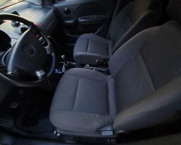 Серый Шевроле Авео, объемом двигателя 1.5 л и пробегом 217 тыс. км за 2800 $, фото 10 на Automoto.ua