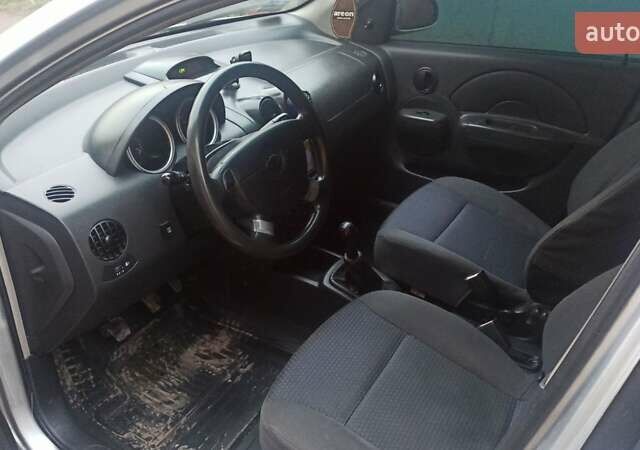 Сірий Шевроле Авео, об'ємом двигуна 1.2 л та пробігом 285 тис. км за 2450 $, фото 37 на Automoto.ua