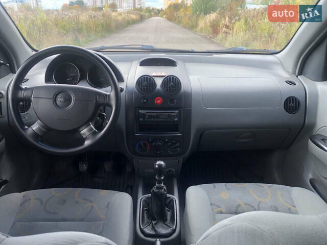 Серый Шевроле Авео, объемом двигателя 1.5 л и пробегом 174 тыс. км за 1950 $, фото 7 на Automoto.ua