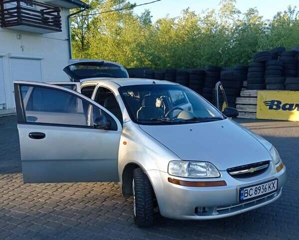 Серый Шевроле Авео, объемом двигателя 1.5 л и пробегом 445 тыс. км за 1600 $, фото 5 на Automoto.ua