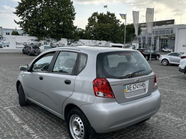 Серый Шевроле Авео, объемом двигателя 1.5 л и пробегом 299 тыс. км за 2500 $, фото 2 на Automoto.ua