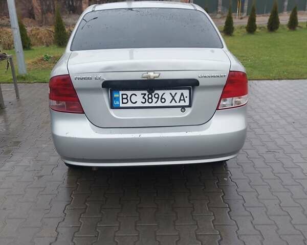 Серый Шевроле Авео, объемом двигателя 1.5 л и пробегом 213 тыс. км за 2800 $, фото 4 на Automoto.ua