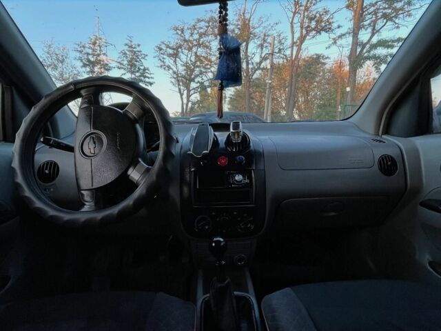 Серый Шевроле Авео, объемом двигателя 0 л и пробегом 200 тыс. км за 2300 $, фото 7 на Automoto.ua