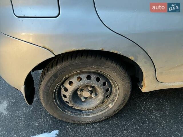 Серый Шевроле Авео, объемом двигателя 1.5 л и пробегом 148 тыс. км за 3500 $, фото 5 на Automoto.ua