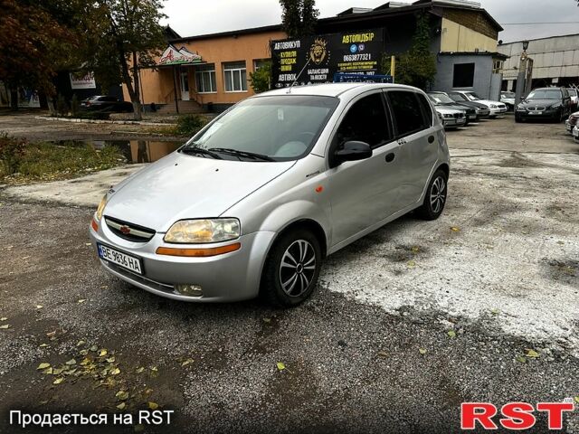 Серый Шевроле Авео, объемом двигателя 1.5 л и пробегом 189 тыс. км за 2500 $, фото 2 на Automoto.ua