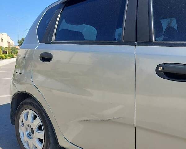 Серый Шевроле Авео, объемом двигателя 1.5 л и пробегом 201 тыс. км за 3200 $, фото 8 на Automoto.ua