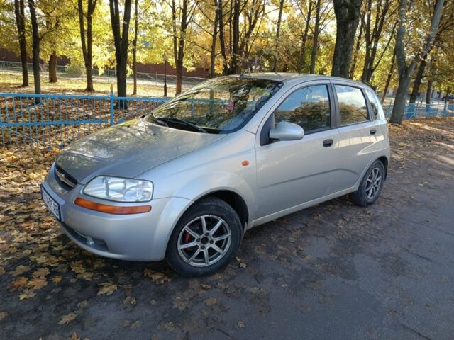 Серый Шевроле Авео, объемом двигателя 1.5 л и пробегом 170 тыс. км за 2000 $, фото 7 на Automoto.ua