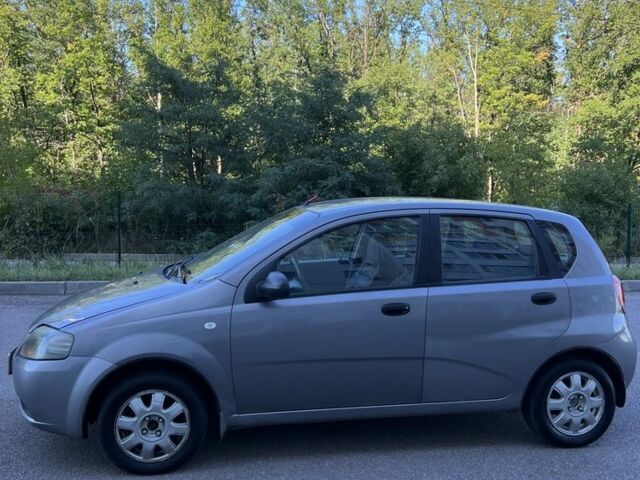 Серый Шевроле Авео, объемом двигателя 1.5 л и пробегом 277 тыс. км за 2600 $, фото 10 на Automoto.ua