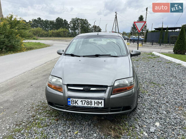 Серый Шевроле Авео, объемом двигателя 1.5 л и пробегом 225 тыс. км за 2850 $, фото 8 на Automoto.ua