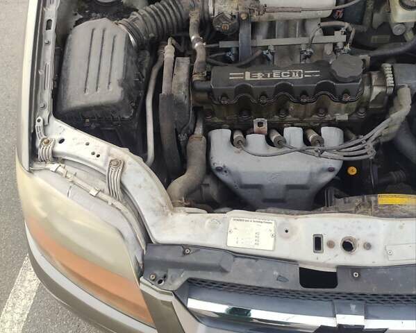 Серый Шевроле Авео, объемом двигателя 1.5 л и пробегом 232 тыс. км за 2450 $, фото 7 на Automoto.ua