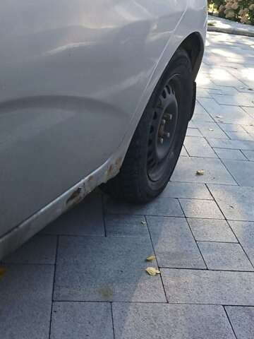 Серый Шевроле Авео, объемом двигателя 1.5 л и пробегом 230 тыс. км за 2600 $, фото 11 на Automoto.ua