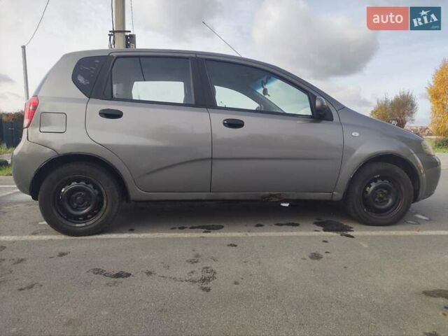 Серый Шевроле Авео, объемом двигателя 1.5 л и пробегом 232 тыс. км за 2450 $, фото 6 на Automoto.ua