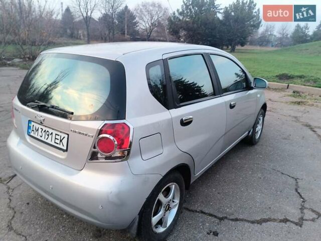 Серый Шевроле Авео, объемом двигателя 1.5 л и пробегом 204 тыс. км за 2700 $, фото 4 на Automoto.ua