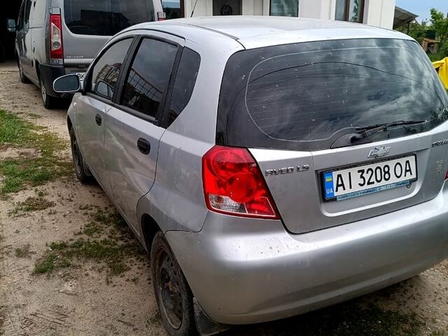 Сірий Шевроле Авео, об'ємом двигуна 1.5 л та пробігом 190 тис. км за 2200 $, фото 2 на Automoto.ua