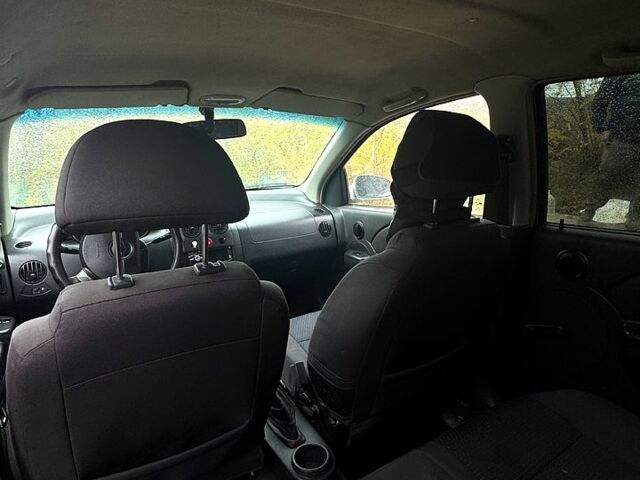 Сірий Шевроле Авео, об'ємом двигуна 1.5 л та пробігом 236 тис. км за 3200 $, фото 10 на Automoto.ua