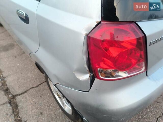 Серый Шевроле Авео, объемом двигателя 1.5 л и пробегом 204 тыс. км за 2700 $, фото 9 на Automoto.ua