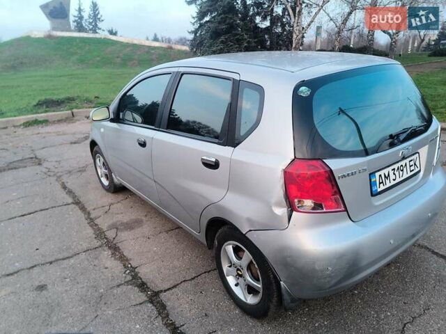 Серый Шевроле Авео, объемом двигателя 1.5 л и пробегом 204 тыс. км за 2700 $, фото 5 на Automoto.ua