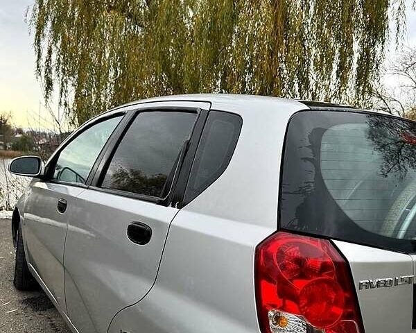 Серый Шевроле Авео, объемом двигателя 1.5 л и пробегом 236 тыс. км за 3200 $, фото 12 на Automoto.ua