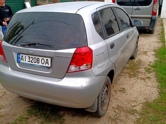 Сірий Шевроле Авео, об'ємом двигуна 1.5 л та пробігом 190 тис. км за 2200 $, фото 3 на Automoto.ua