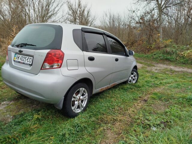 Серый Шевроле Авео, объемом двигателя 1.5 л и пробегом 250 тыс. км за 2300 $, фото 1 на Automoto.ua